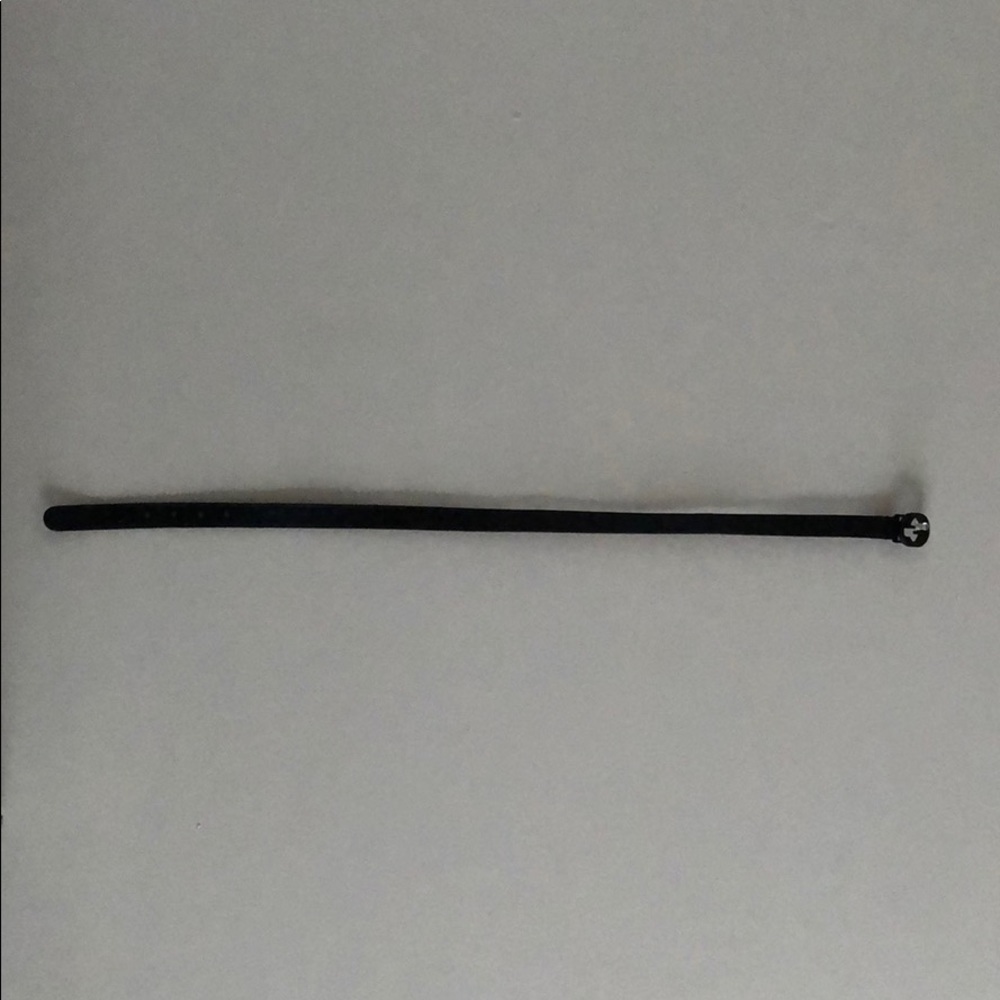 I am selling a boys child’s Gucci belt